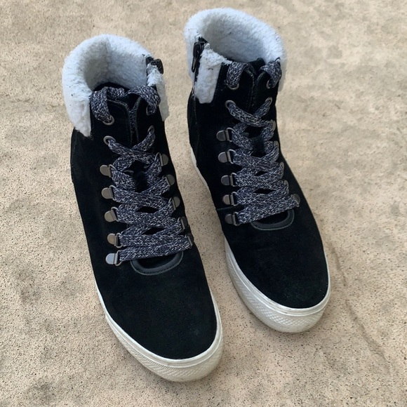 Steve Madden Blk Wedge Faux Shearling Boot Sz 7.5